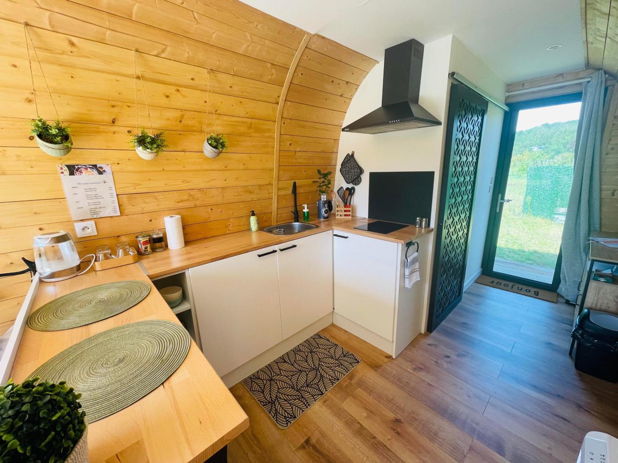 Logement Insolite : La Ruche Verte Monts-sur-Guesnes Zewnętrze zdjęcie